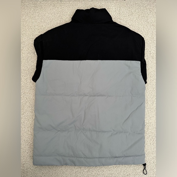 NWT Everlane Renew Vest - Picture 2 of 8